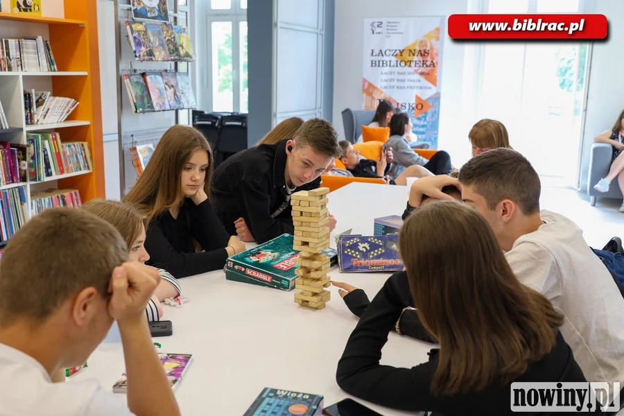 Raciborską bibliotekę odwiedziła młodzież z Ukrainy