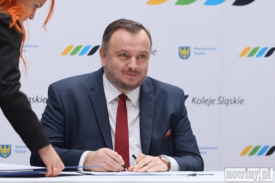 Jakub Chełstowski z odznaką „Zasłużony dla kolejnictwa”