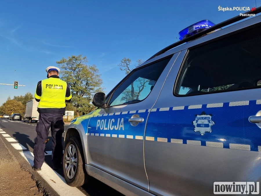 Chciał pomóc rowerzyście, który się przewrócił. Skończyło się interwencją policji