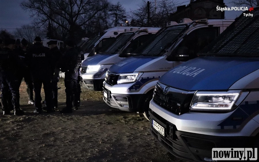 Słuchacze Szkoły Policji w Katowicach mają zabezpieczać marsz w Warszawie? Rzecznik jednostki zaprzecza