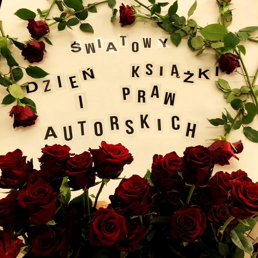 Z okazji Dnia Książki - książka z różą. Dla dzieci - zabawa w poszukiwacza