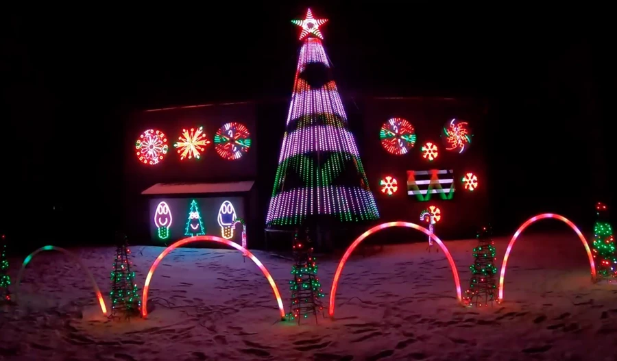Żory też mają swoją iluminację. Pięknie oświetlona posesja przy ul. Drwali