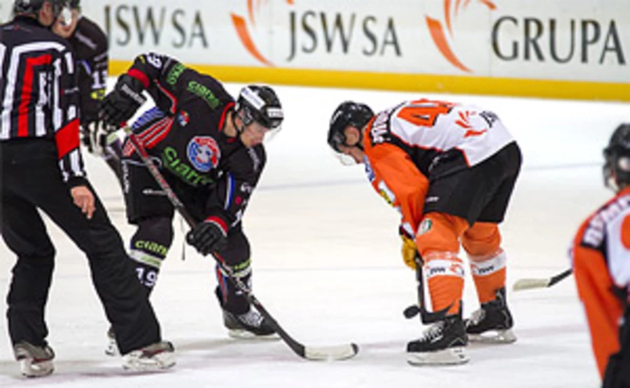 Sanok ponownie górą. JKH GKS przegrał 1:5