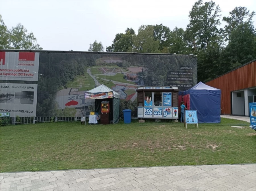 OWN z kawiarenką, ale bez przystani kajakowej