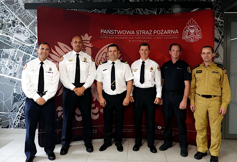 Komendant PSP w Jastrzębiu-Zdroju na spotkaniu z amerykańskimi strażakami