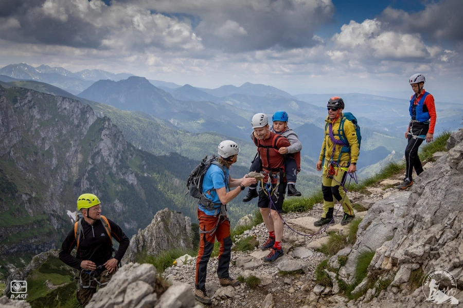 Osoby z niepełnosprawnościami zdobywają Tatry. Pomóż im!