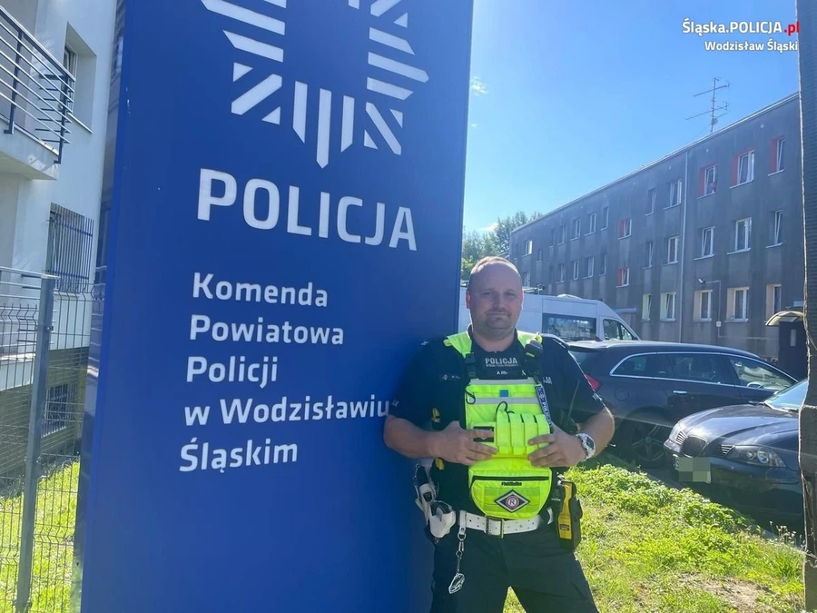 Wodzisławski policjant, wracając z urlopu, zatrzymał kierowcę bez uprawnień
