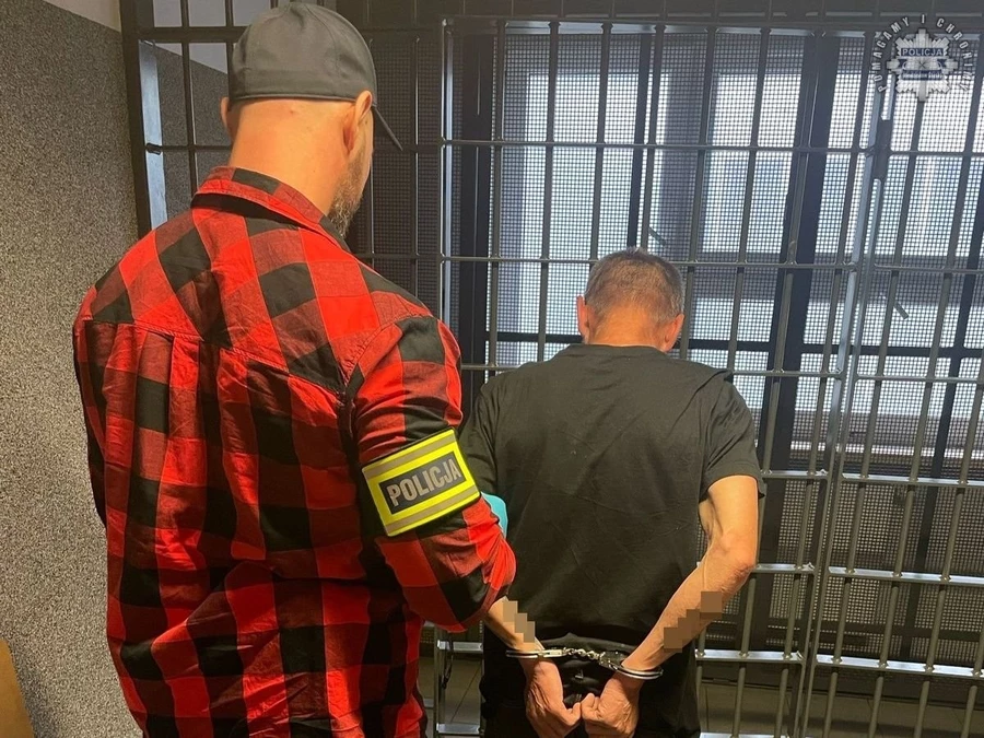 Chciał ją "tylko nastraszyć". Kobieta raniona nożem w ciężkim stanie trafiła do szpitala