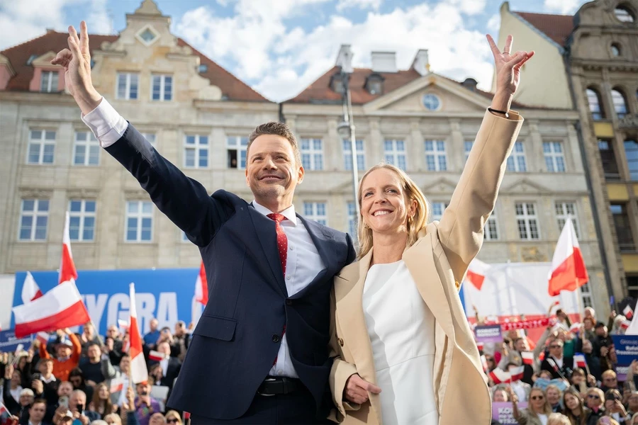 Rafał Trzaskowski oświadczył w Kędzierzynie-Koźlu, że to miasto rodzinne jego żony. Małżonka kandydata to rybniczanka
